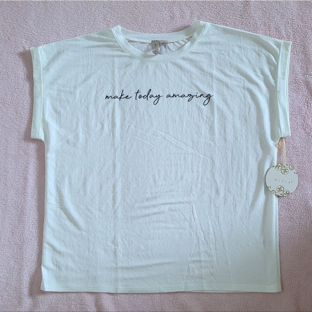 Misia "make today amazing"🤩 Top - NWT